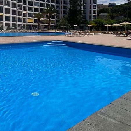Beach And Pool In Playa De Las Americas Playa de las Americas (Tenerife) Exterior foto