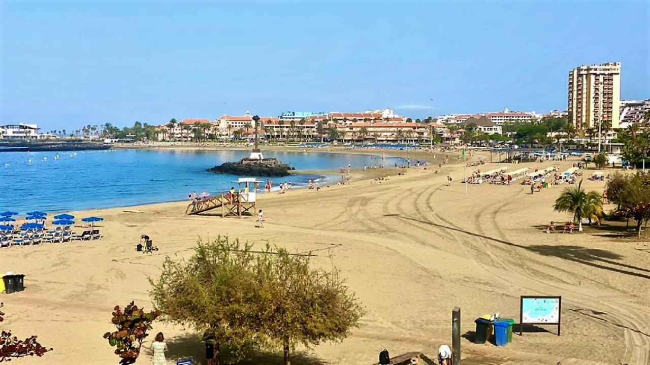 Beach And Pool In Playa De Las Americas Playa de las Americas (Tenerife) Exterior foto